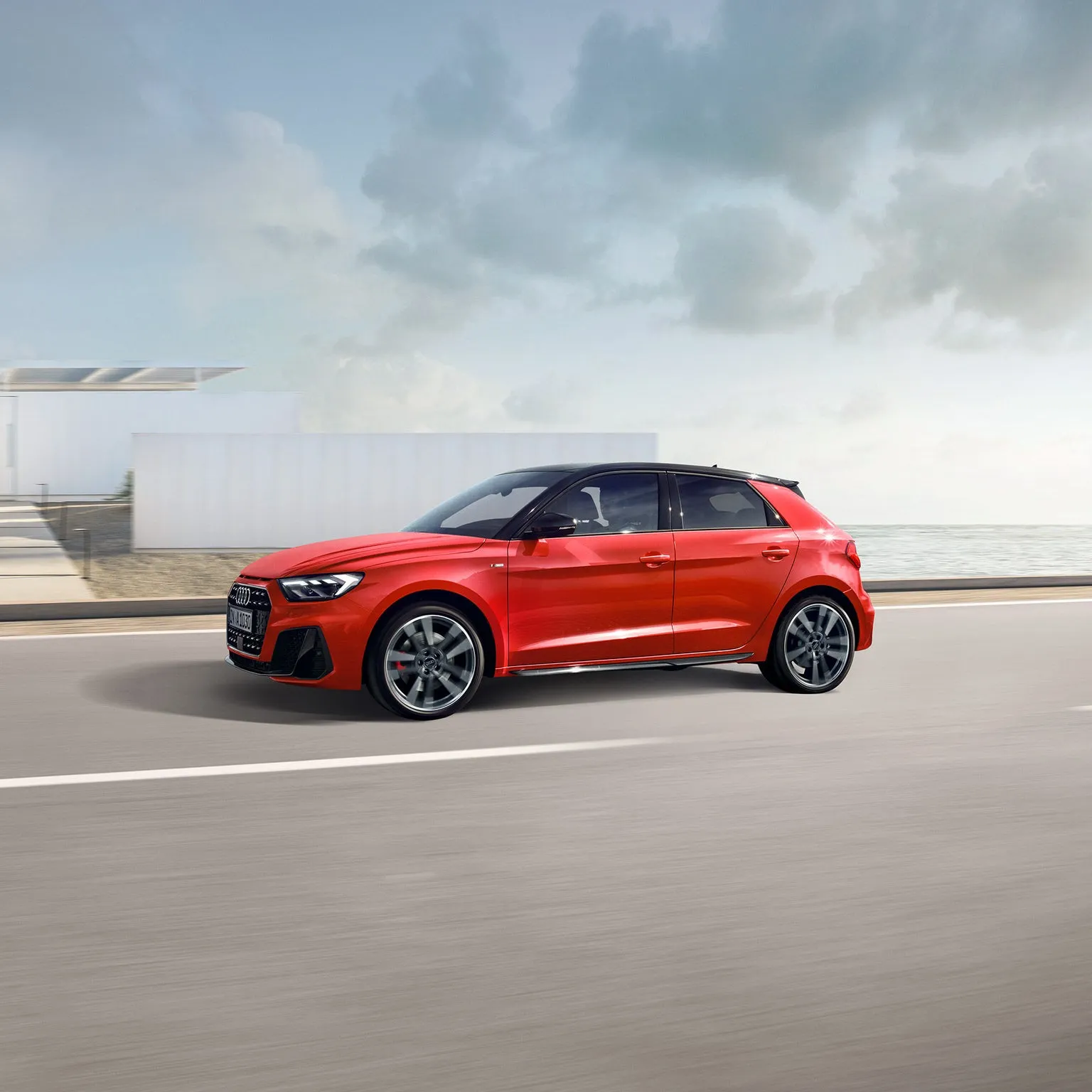 Audi A1 Sportback en carretera costera